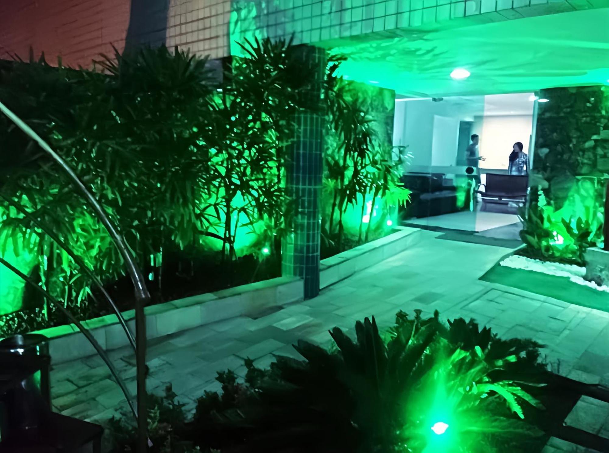 Flat Piscina No Rooftop Aluguel Temporada Em Recife Exterior photo
